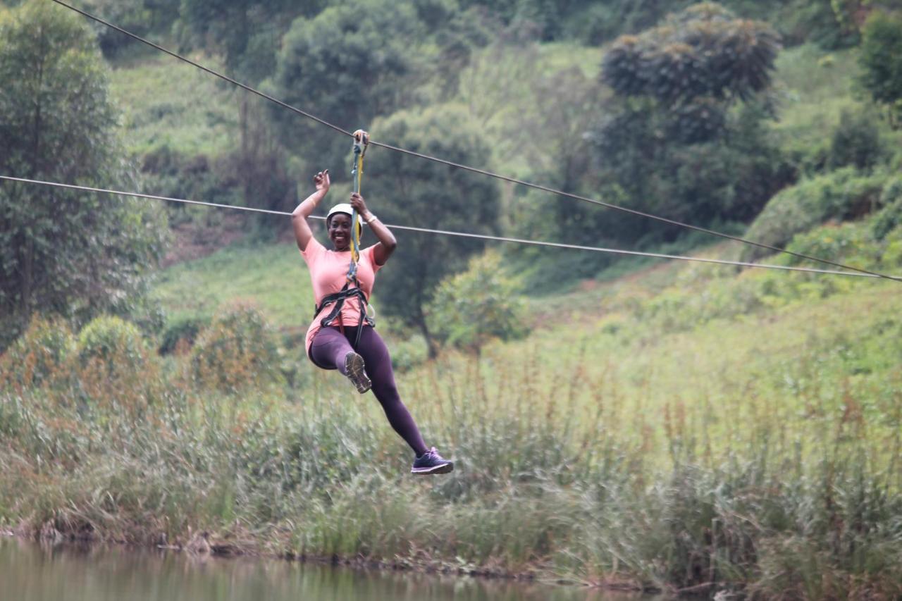 Crater Bay Cottages Kabale Esterno foto