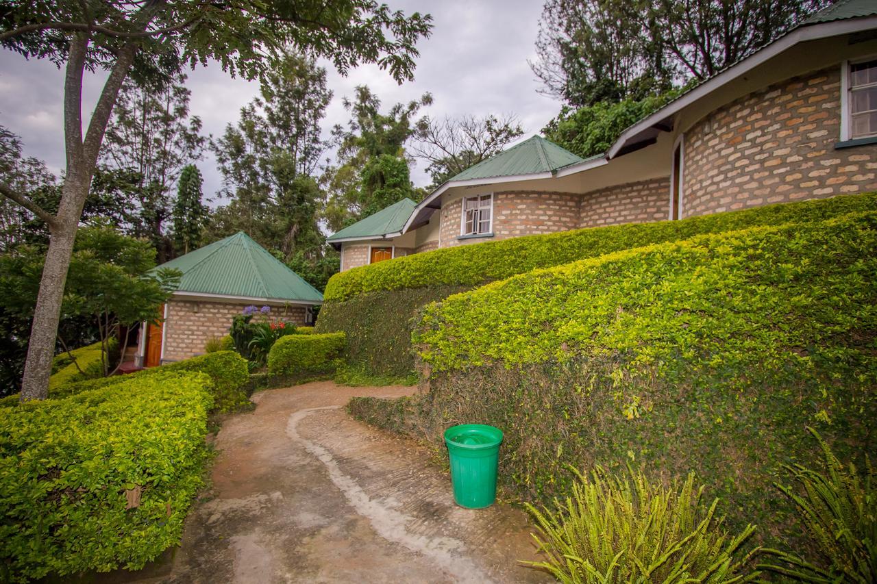 Crater Bay Cottages Kabale Esterno foto