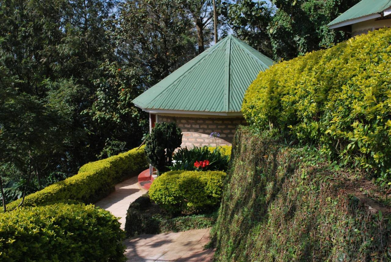 Crater Bay Cottages Kabale Esterno foto