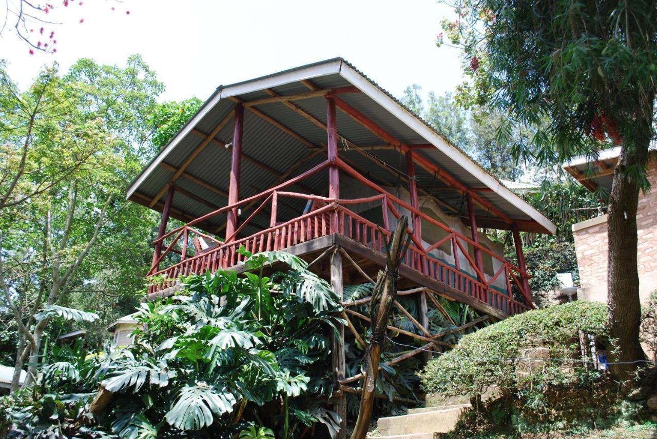 Crater Bay Cottages Kabale Esterno foto