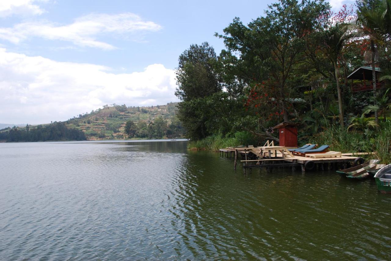 Crater Bay Cottages Kabale Esterno foto